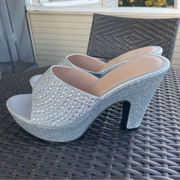 Silver Glitter Rhinestone Block Heeled Sandals Size 40 - Picture 4 of 11